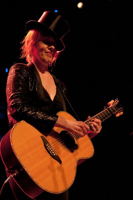 SuzanneVega_1135_00206.jpg