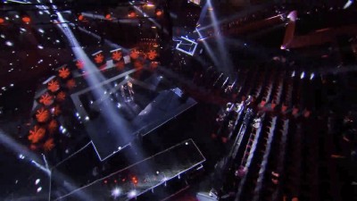 Mylene Farmer STOLEN CAR NRJ MUSIC AWARDS 2015 (1080p_25fps_H264-128kbit_AAC).jpg